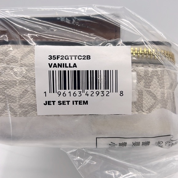 MICHAEL Michael Kors Medium Logo Smartphone Crossbody Bag Vanilla - Picture 11 of 16